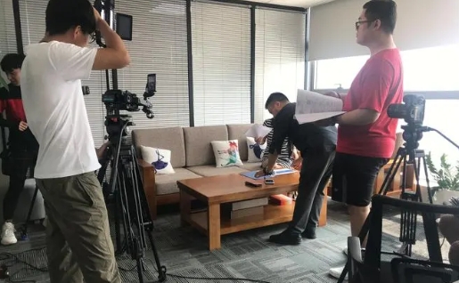 廣告視頻拍攝步驟,了解廣告視頻拍攝的詳細(xì)流程和步驟